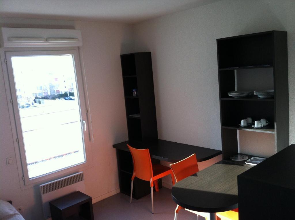 Aparthotel Parc Arena Nimes Habitación foto