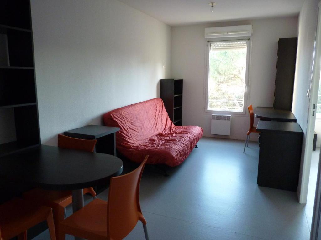 Aparthotel Parc Arena Nimes Habitación foto